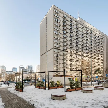 Rondo Onz Modern By Bookinghost *