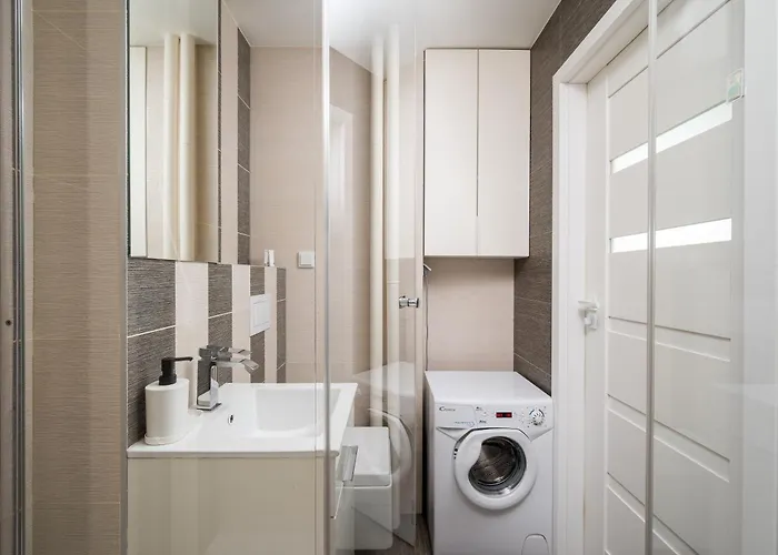 Appartement Rondo Onz Modern By Bookinghost