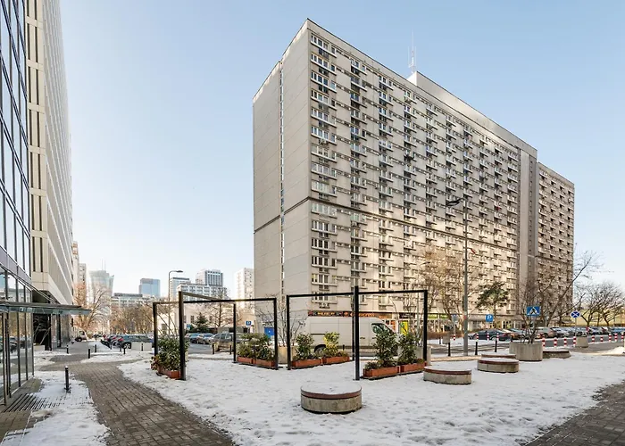 Rondo Onz Modern By Bookinghost *